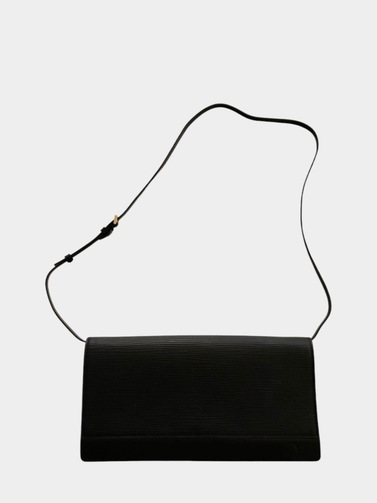 Louis-Vuitton-Honfleur-Epi-Clutch-Front